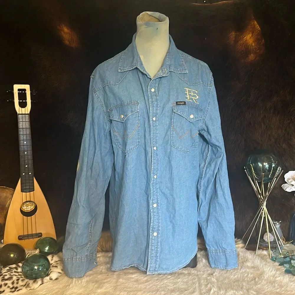 Wrangler snap button shirt M (7005)